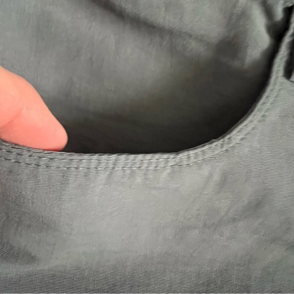 North face hiking shorts bluish grey colour 100% nylon size 8 - Picture 5 of 7